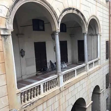 Palazzo Ventimiglia & 巴勒莫